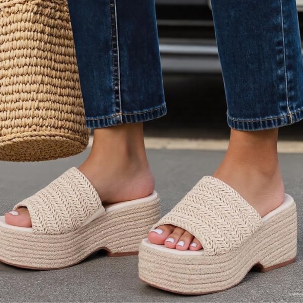 PLATFORM SANDALS - image 6